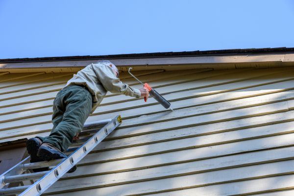 Vinyl Siding Caulk Repair in Sioux City