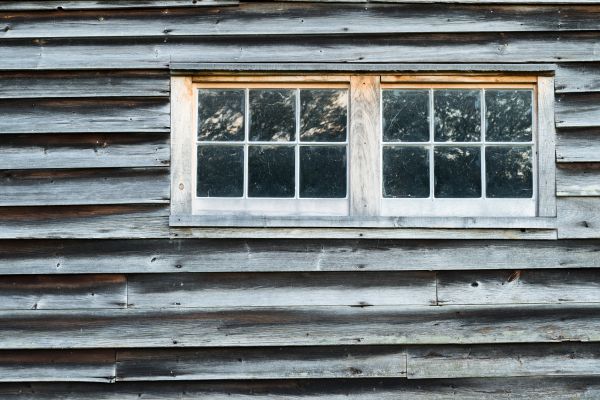 Barn Wood Siding Installation in Sioux City