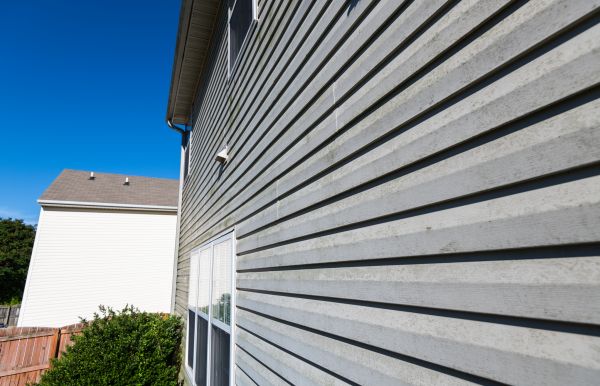 Vinyl Siding Panel Replacement in Sioux City